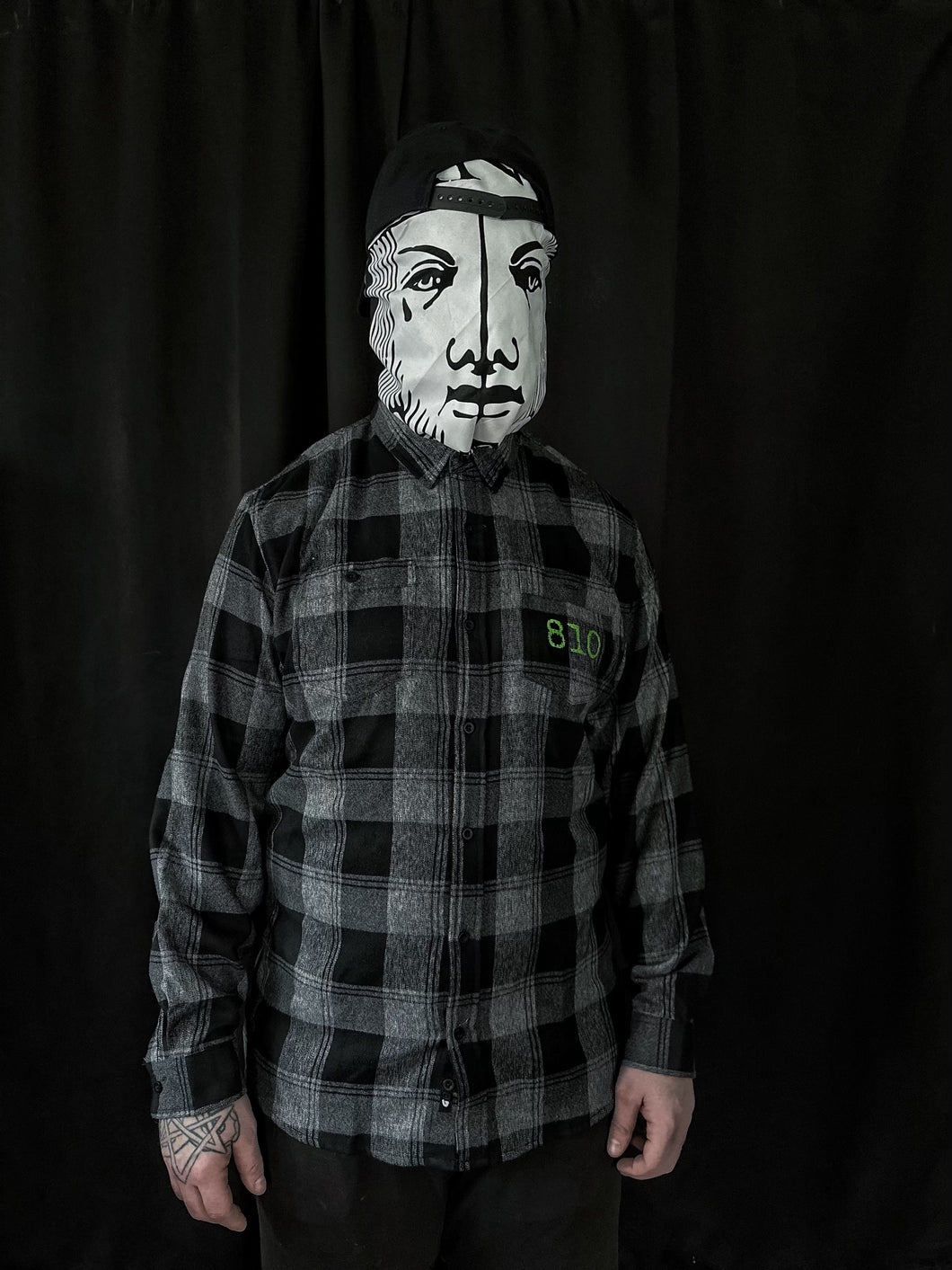 Flannel charcoal/black (limited run)