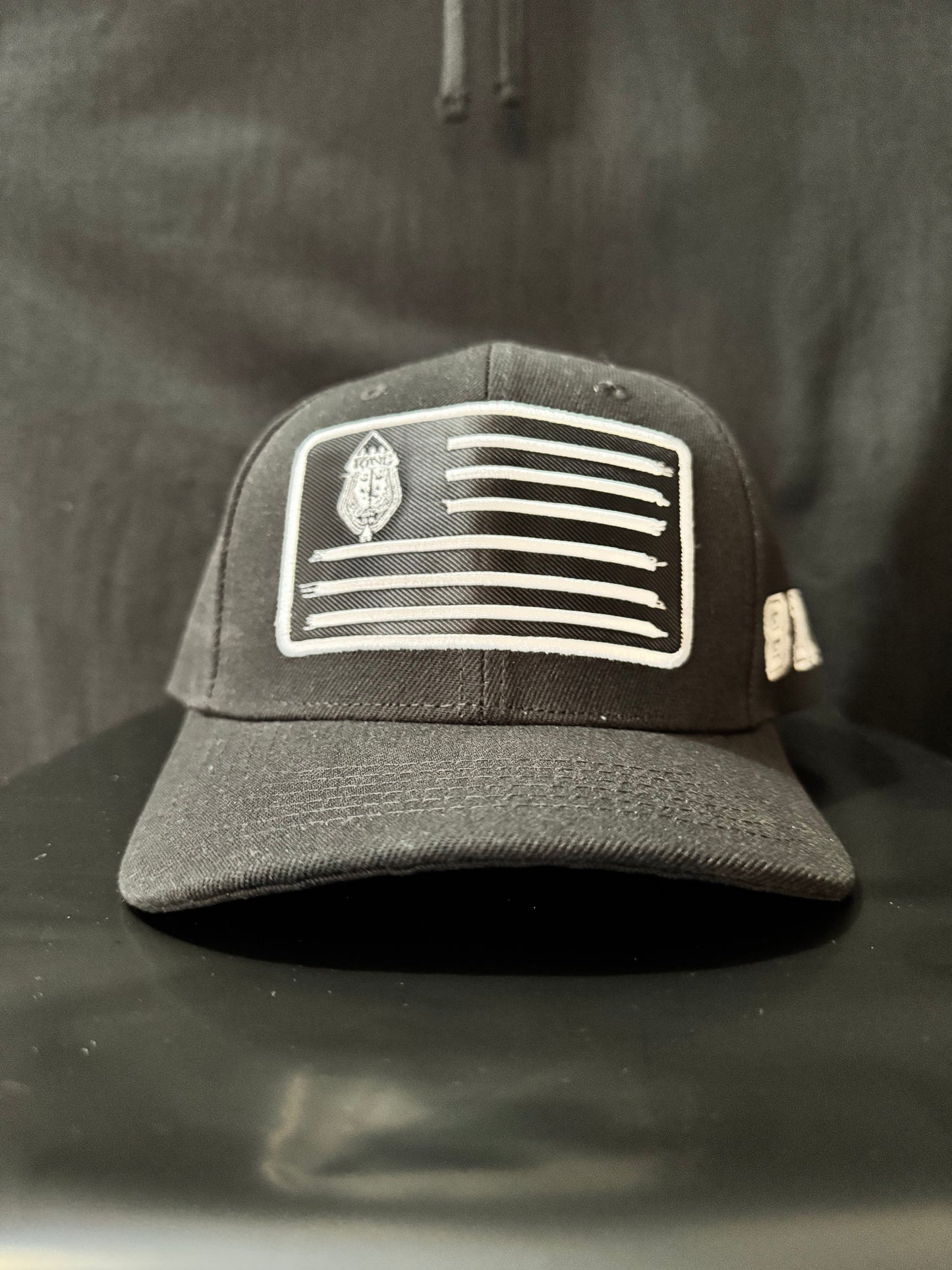 KING 810 Godhead flag curved bill hat