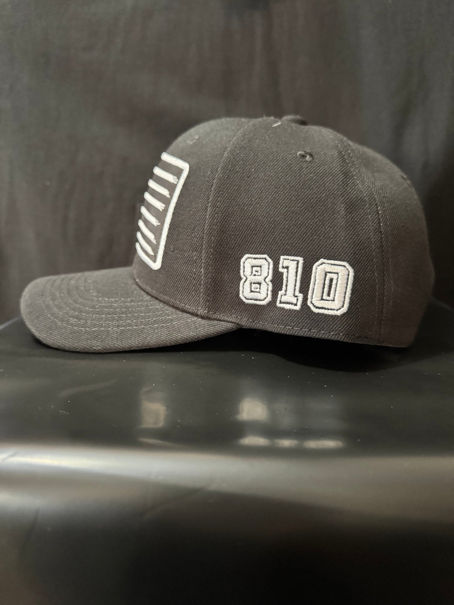 KING 810 Godhead flag curved bill hat
